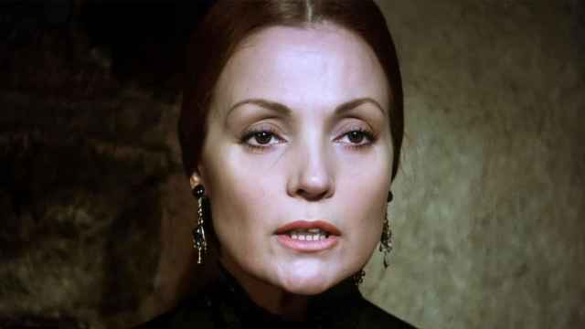 Carmen Sevilla en 'Beatriz' (1976)