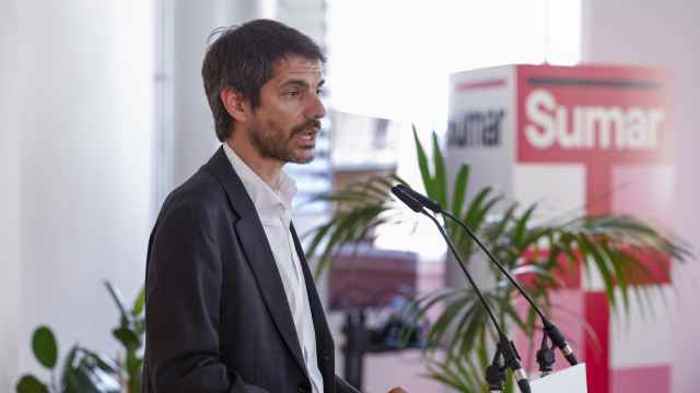 El portavoz de Sumar, Ernest Urtasun, este lunes durante la rueda de prensa en Madrid.
