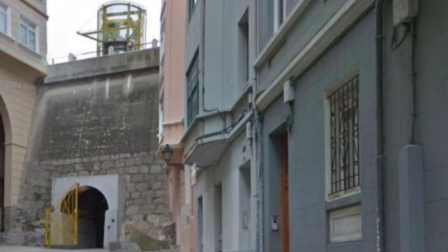 Ascensor de Capitán Troncoso en A Coruña.