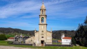 Iglesia de San Pedro de Fiopáns en A Baña (A Coruña)