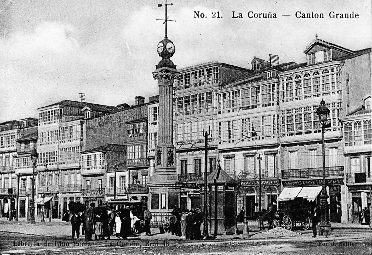El Cantón Grande en el año 1900, cinco años después de la construcción del Obelisco. Foto de José Sellier