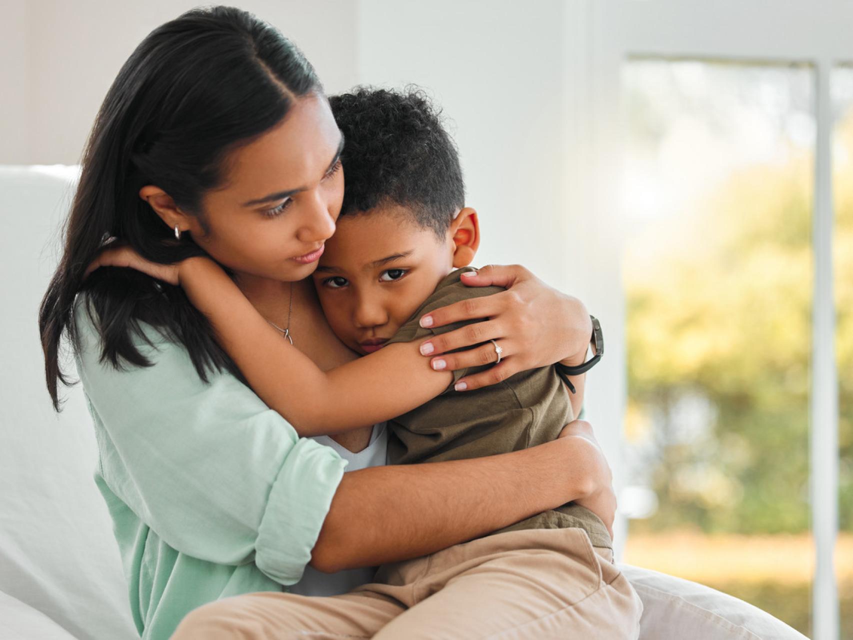 Los síntomas que podrían indicar que tu hijo o hija tiene complejo de Edipo  o Electra