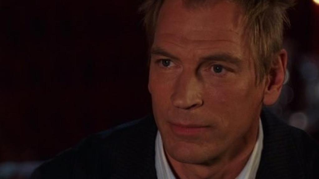 Julian Sands en 'Entre fantasmas'.