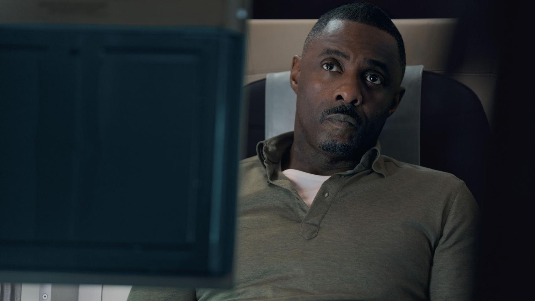 Idris Elba en 'Secuestro en el aire'