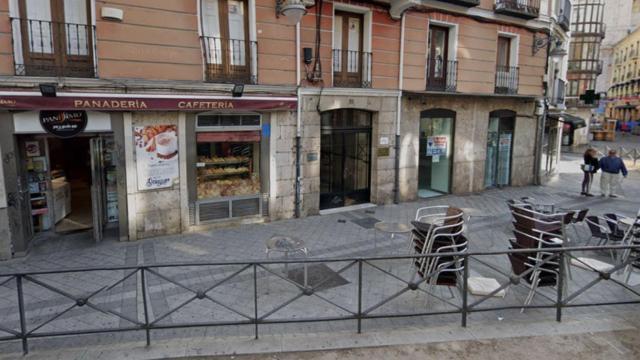 Imagen de la cafetería en Cánovas del Castillo