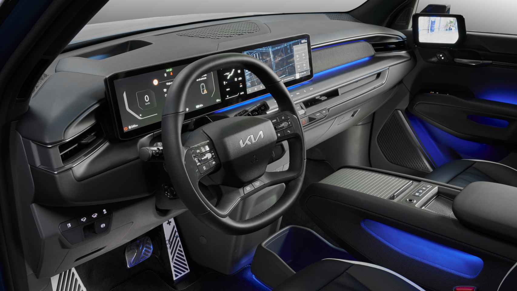 El Kia EV9 destaca por tener en el interior una triple pantalla panorámica.