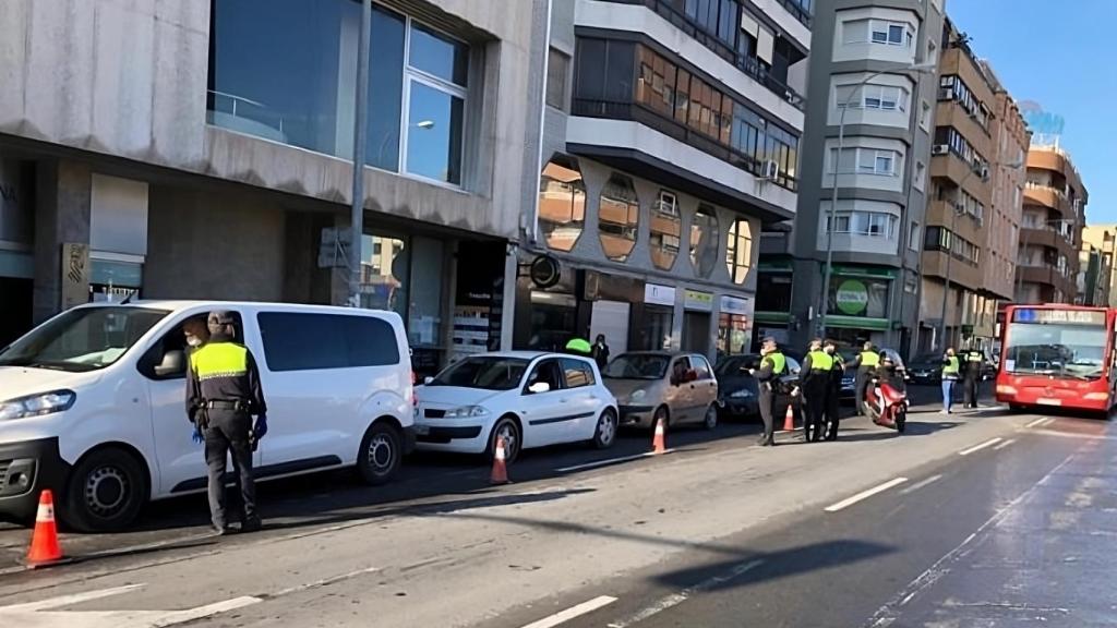 La avenida de Aguilera pasará a tener tres carriles y aceras más anchas.