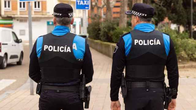 Dos agentes de la Policía Local de Valladolid
