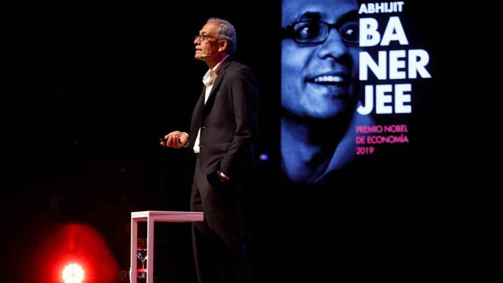 Abhijit Banerjee en un momento de la conferencia en Vigo.