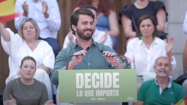 El vicepresidente de la Junta, Juan García-Gallardo, durante su participación en un mitin de campaña.