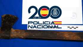 Hacha de 45 centímetros que portaba el detenido en Valladolid