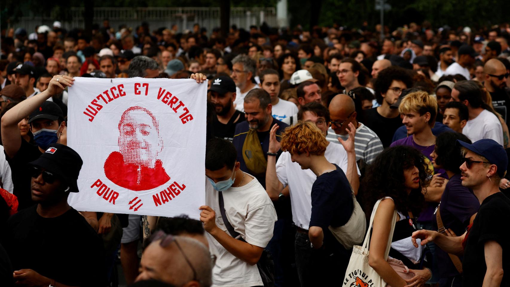 Manifestación contra el homicidio de Nahel