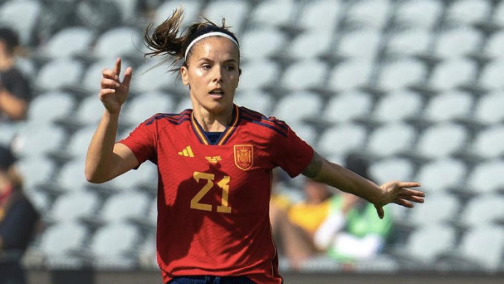 Claudia Zornoza, en un partido con la Selección.