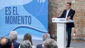 El líder del PP, Alberto Núñez Feijóo presenta el programa cultural de su partido este viernes en Madrid.