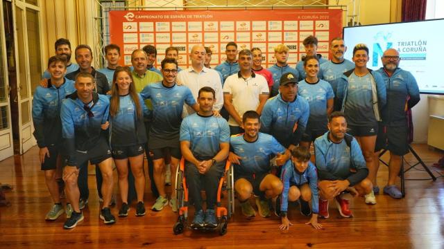 Presentación de los campeonatos de triatlón y paratriatlón.