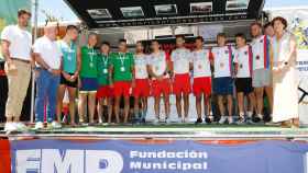 Entrega de medallas a la selección española en el Gran Premio Internacional K4 de piragüismo, celebrado este domingo en Valladolid.