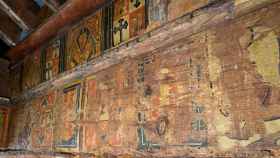 Detalle de las pinturas en el artesonado del convento de Las Claras de Salamanca