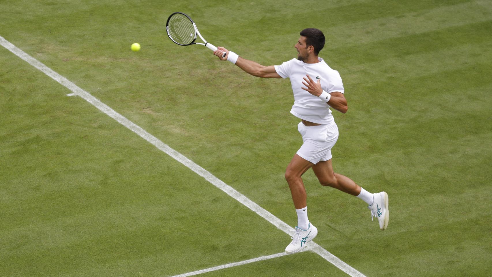 Novak Djokovic, en un entrenamiento en Wimbledon