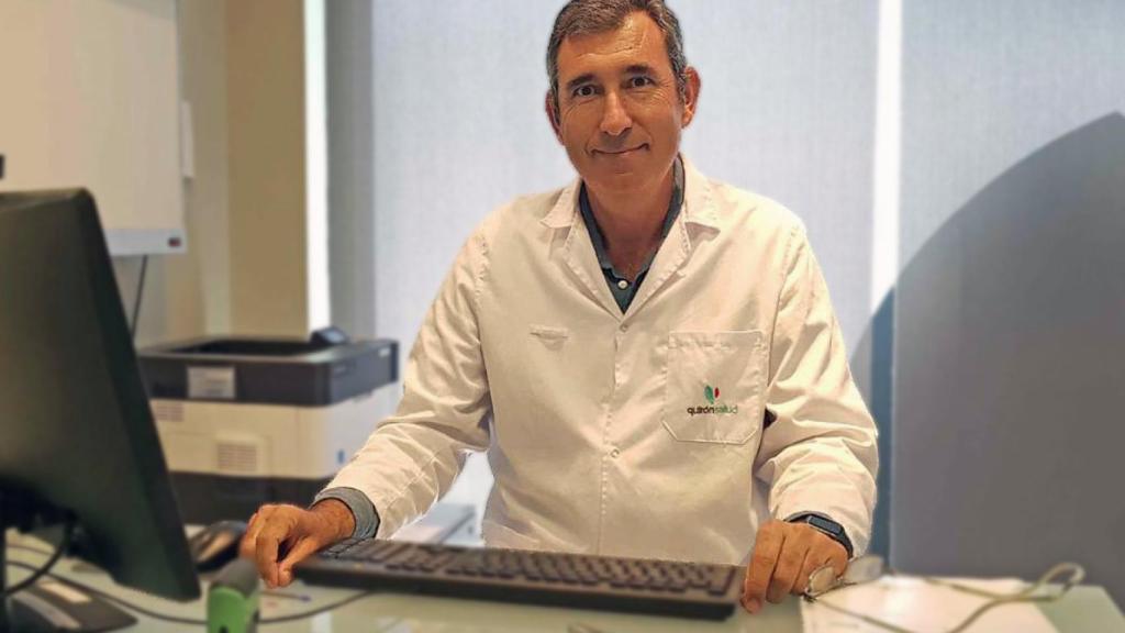 El doctor Francisco Rodríguez Argáiz del Hospital Quironsalud Marbella.