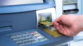 Condena al Ayuntamiento de Benidorm por sus "criticables argucias" para avalar la retirada de varios cajeros ATM