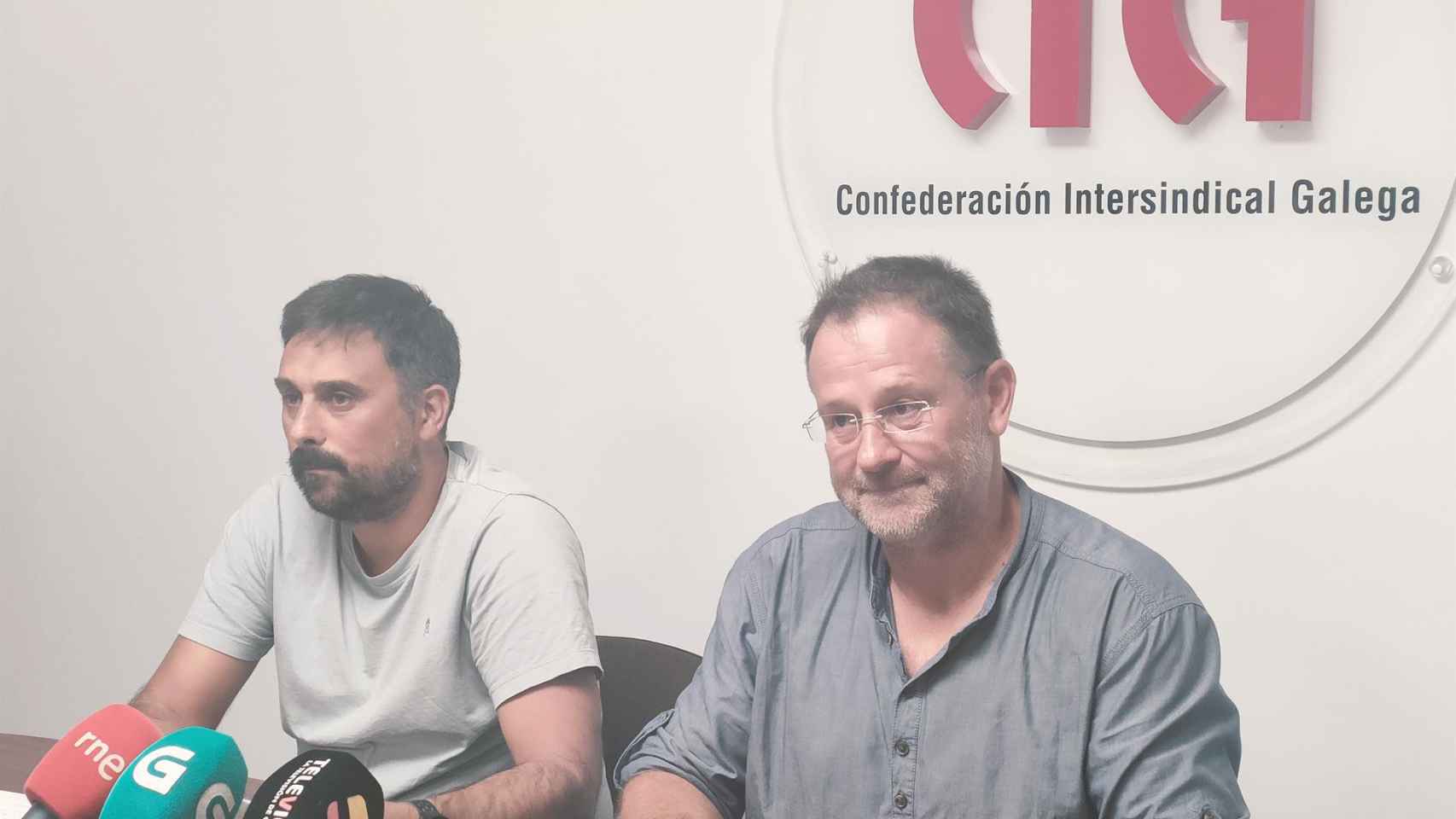 Francisco González Sío, responsable de Negociación Colectiva de la CIG, y Paulo Carril, secretario xeral del sindicato nacionalista
