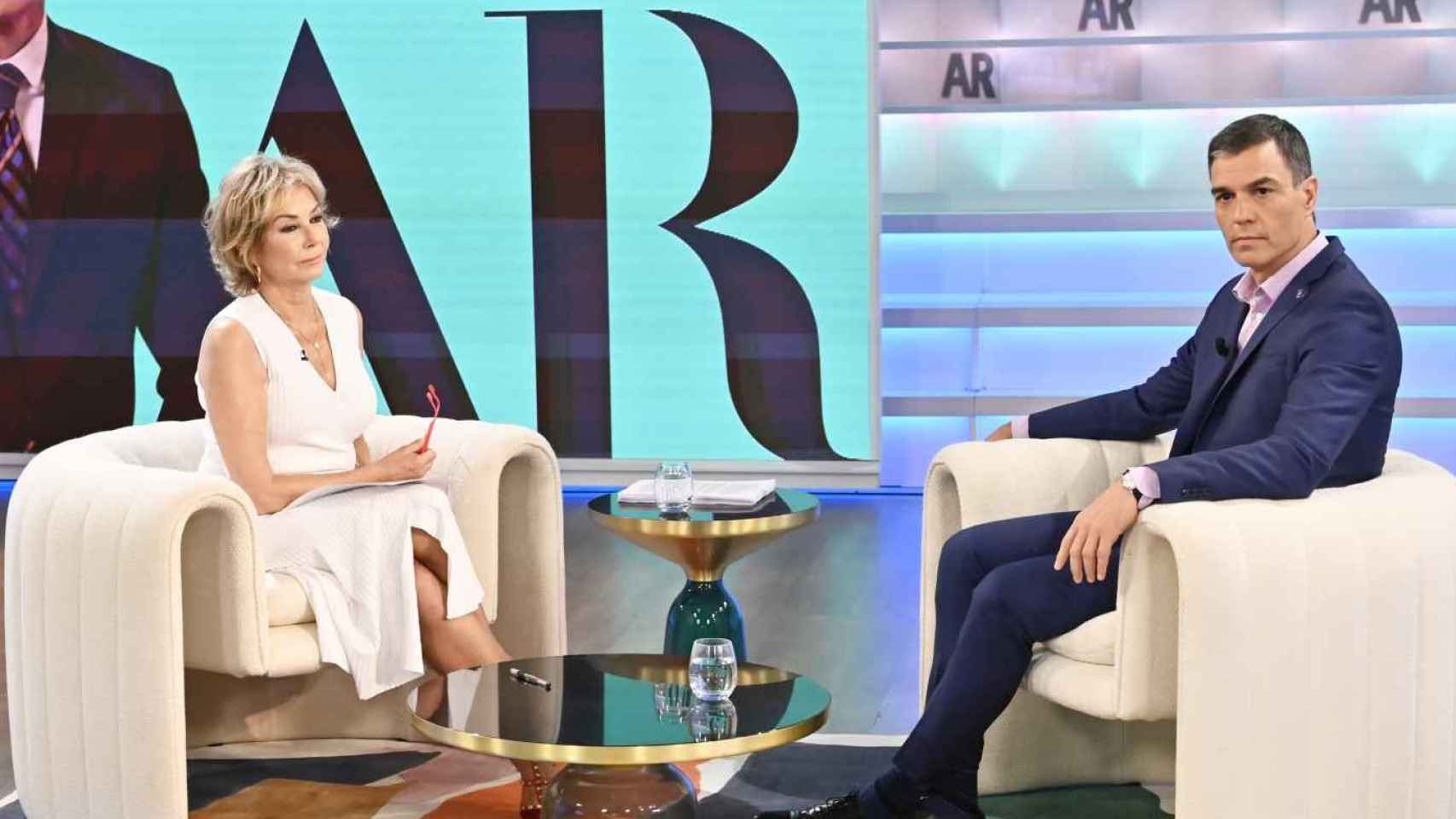 Ana Rosa Quintana y Pedro Sánchez en 'El programa de Ana Rosa' esta semana.