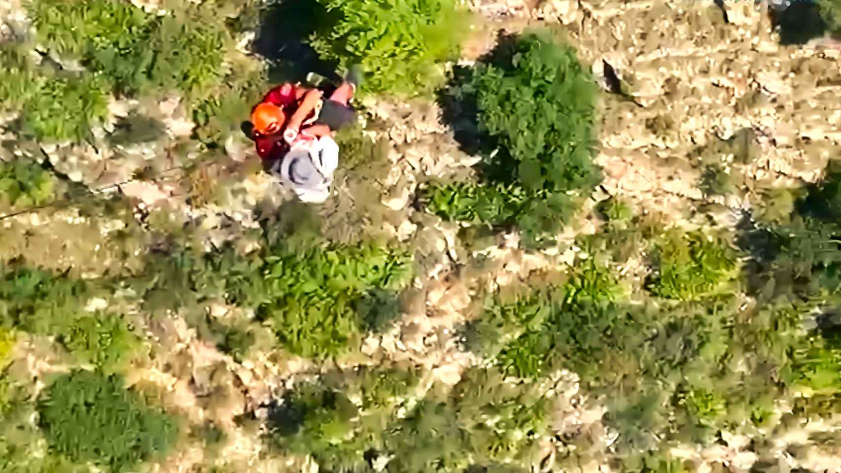 El equipo de rescate en el Barranco del Infierno de La Vall de Laguar.