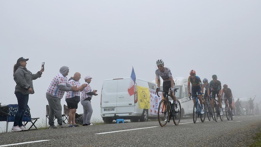 La escapada avanza en la quinta etapa del Tour de Francia.