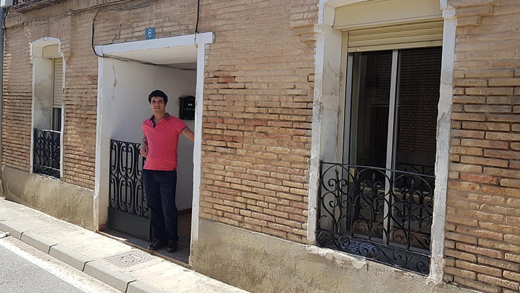 Alfonso a las puertas de su nuevo hogar