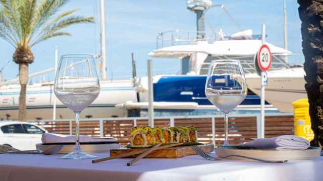 El primer restaurante nikkei de Mallorca al que se puede llegar en barco