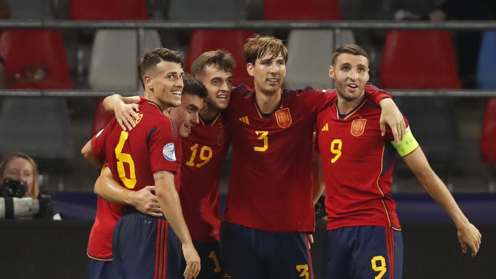 La selección española de fútbol sub21, celebrando el gol de Aimar Oroz en las semifinales del Europeo
