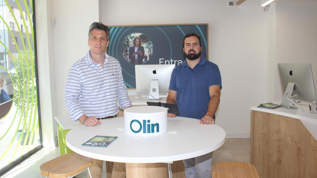 Iván Lastra y Agustín Izzo en la inauguración de la tienda.