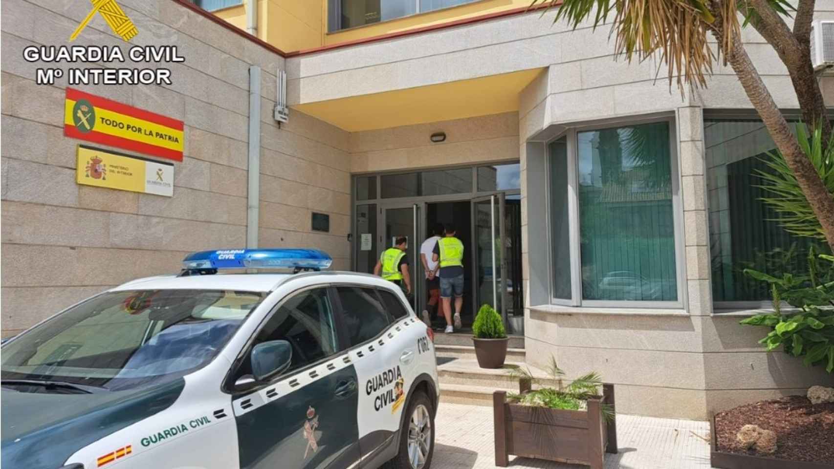 Detenido en Cambados (Pontevedra) por dañar 75 vehículos.