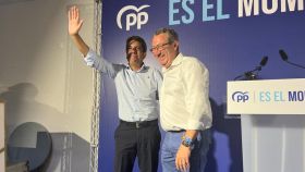 Carlos Mazón y Toni Pérez tras la proclamación de este último como candidato para presidir la Diputación.