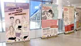 Exposición sobre violencia sexual en el centro comercial Gran Vía de Vigo.
