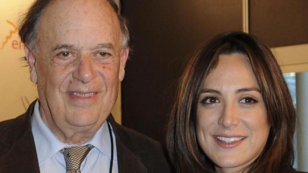 El fallecido marqués de Griñón, Carlos Falcó, junto a su hija Tamara en Madrid en 2011.