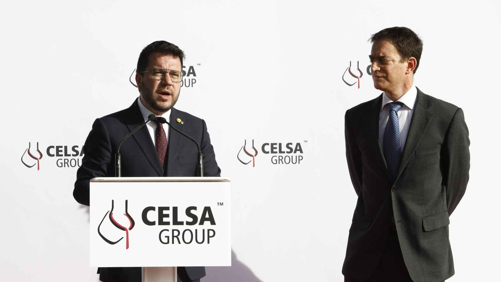 El presidente de la Generalitat, Pere Aragonés, junto con el consejero delegado de Celsa, Francesc Rubiralta.