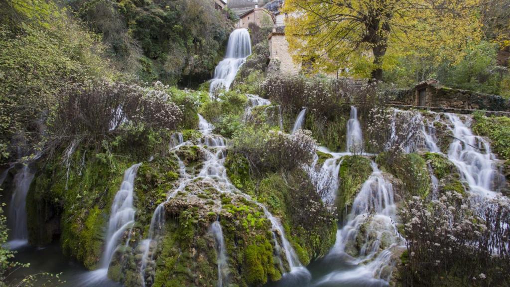 Cascada Orbaneja del Castillo