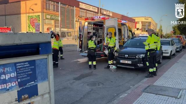 Los servicios de emergencias en el lugar de los hechos.