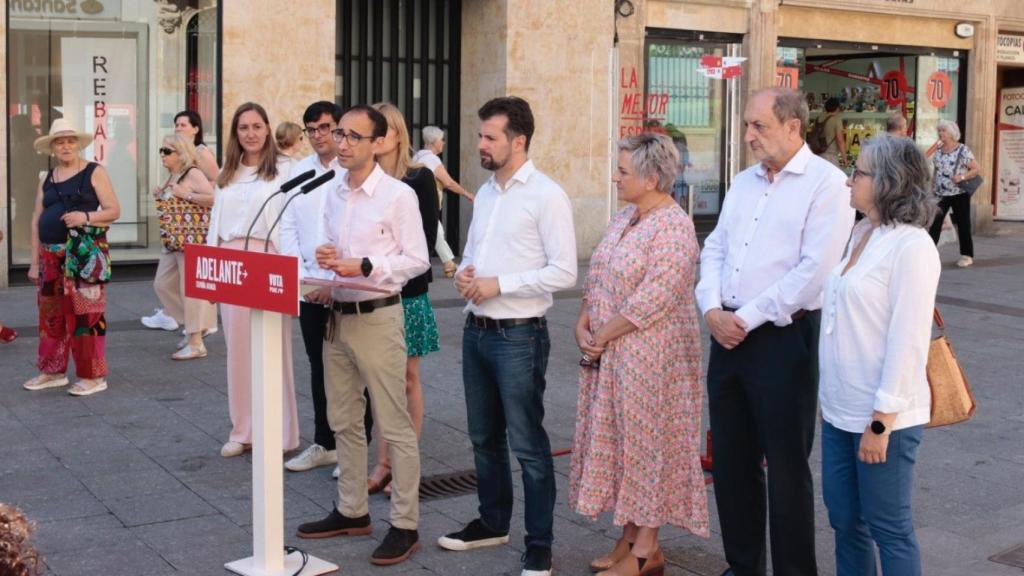 Luis Tudanca en Salamanca, junto a los candidatos socialistas