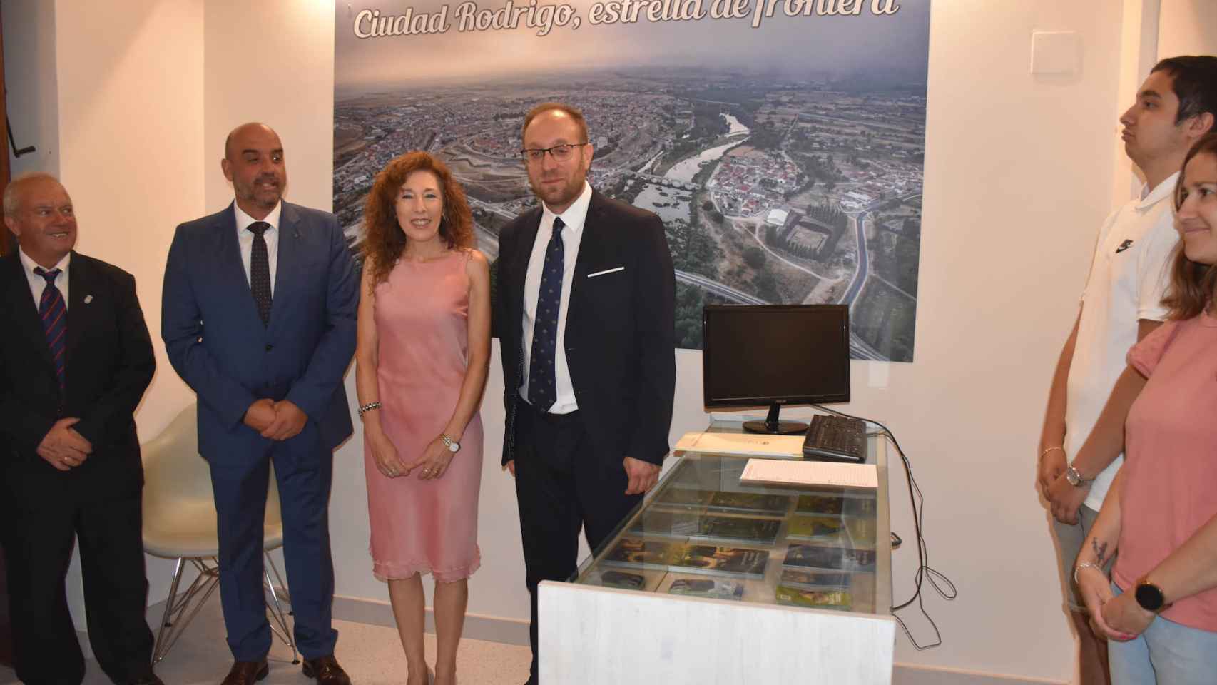 Inauguración de la nueva oficina de turismo en la Casa Consistorial de Ciudad Rodrigo