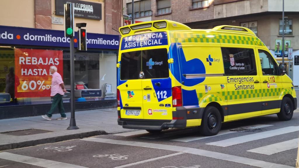 ARCHIVO - Ambulancia del 112 en Zamora