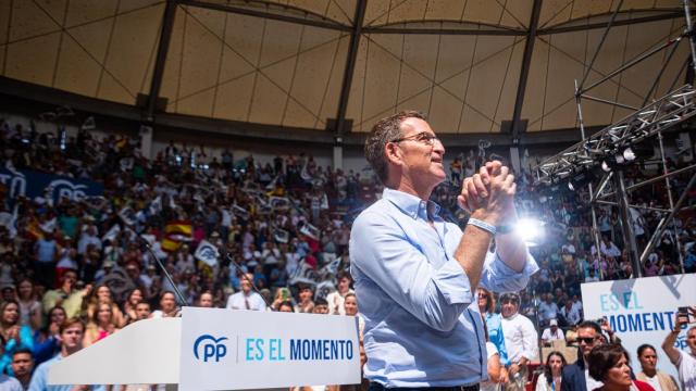 El presidente del Partido Popular, Alberto Núñez Feijóo, este domingo en Pontevedra.