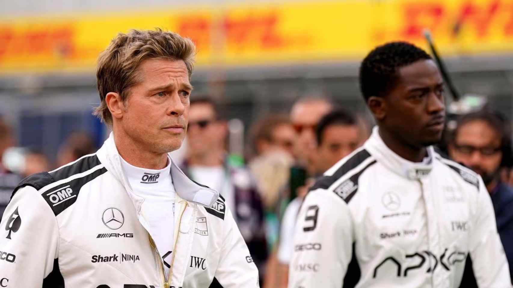 Brad Pitt y Damson Idris durante el gran Premio de Gran Bretaña en Silverstone.