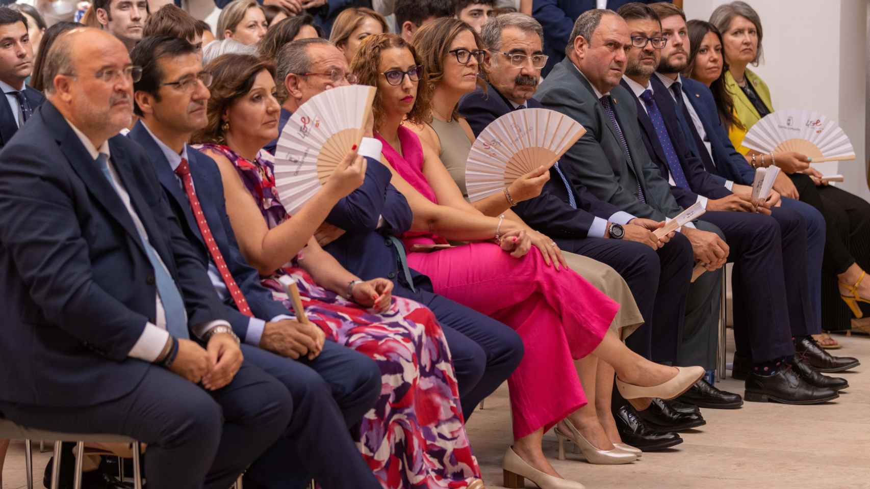 Los doce miembros que forman el nuevo Gobierno de la Junta de Comunidades de Castilla-La Mancha.