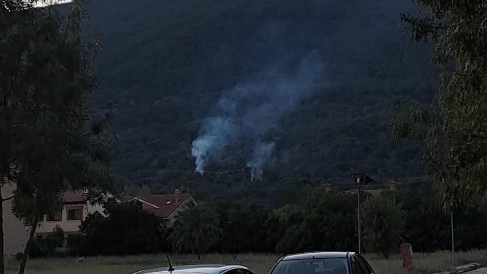Imagen del incendio de Sotillo de la Adrada en la noche de este martes.