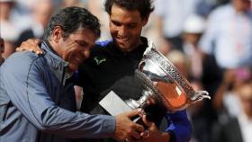 Toni y Rafa Nadal, en Roland Garros 2017