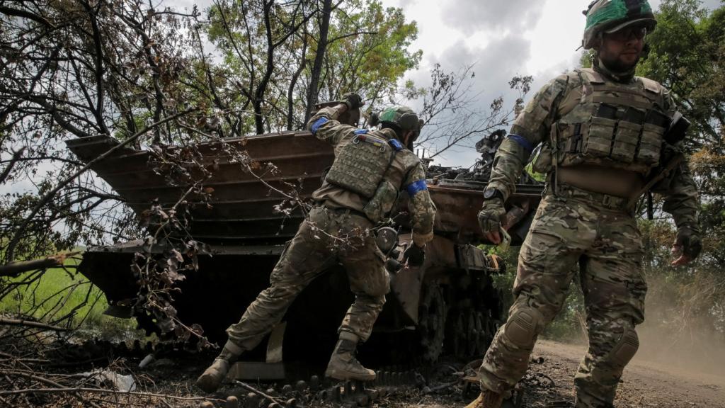 Militares ucranianos en el frente.