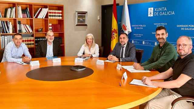 Un momento de la reunión de trabajo mantenida este martes.