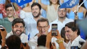 López Miras, Feijóo y Aznar, este miércoles en Murcia en un mitin del Partido Popular.